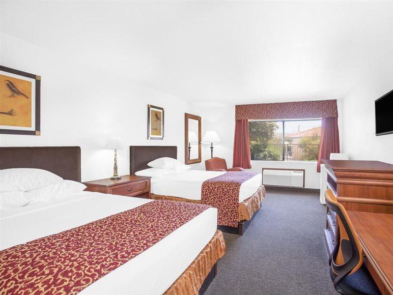 Ramada By Wyndham Barstow Hotel Kültér fotó