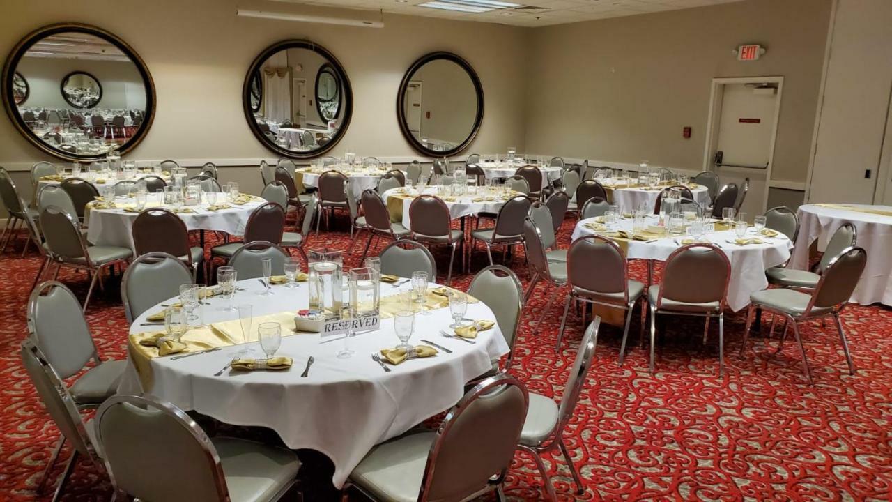 Ramada By Wyndham Barstow Hotel Kültér fotó